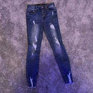 Indigo rein dark blue jeans. Size 3 w:25 L:27